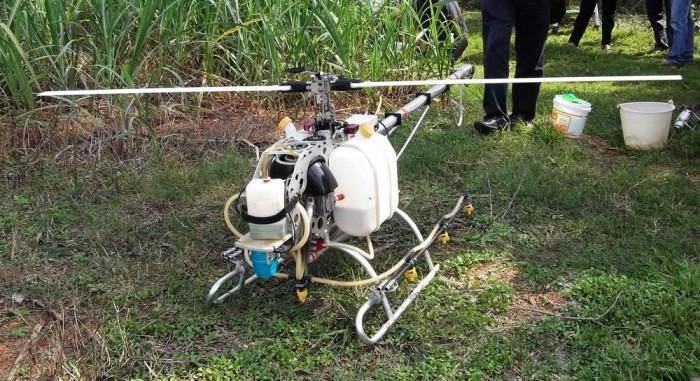 图片为: 茂名富康农业技术服务公司的无人飞机.